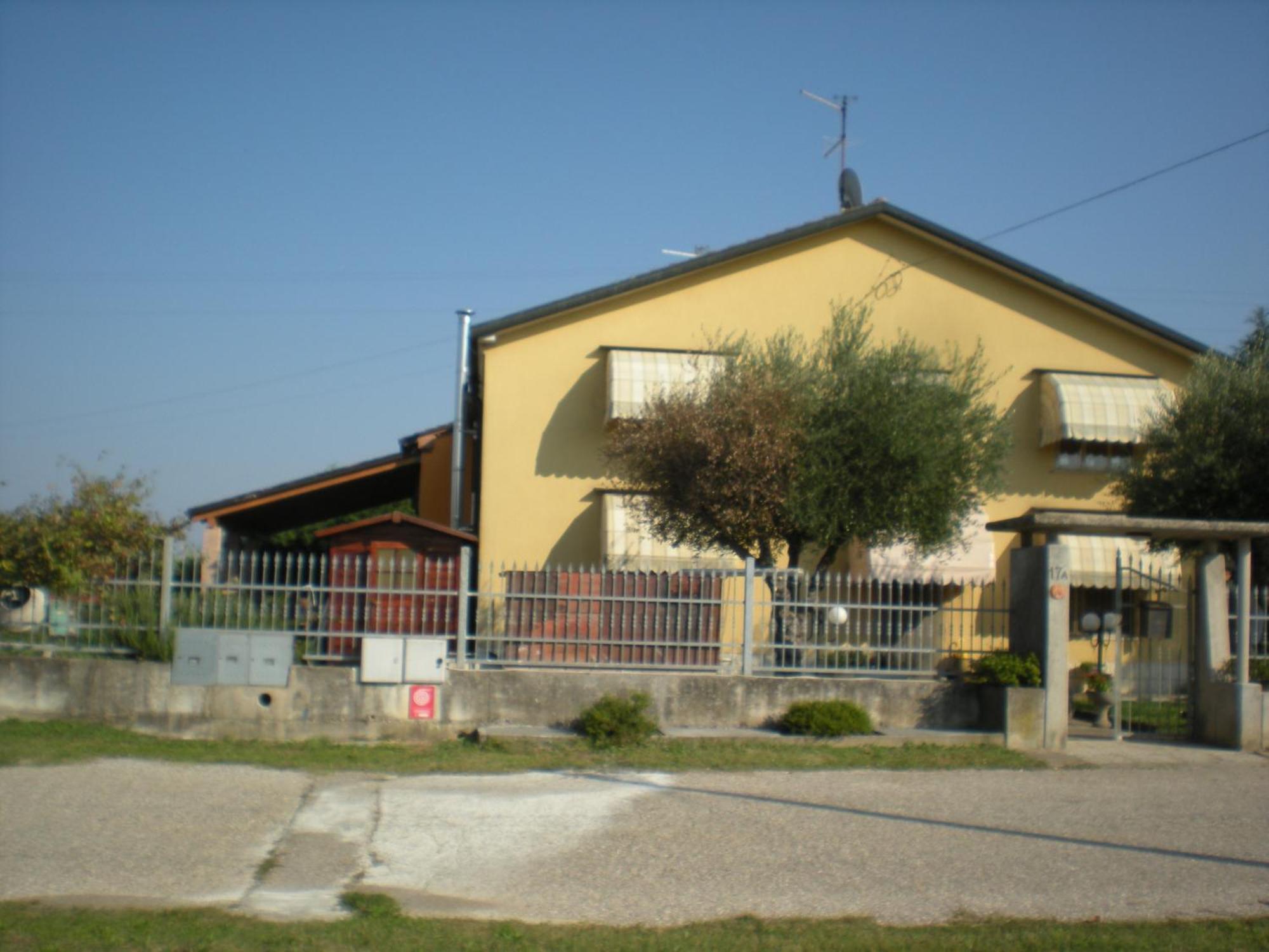 Camere Solidea Veronella Luaran gambar