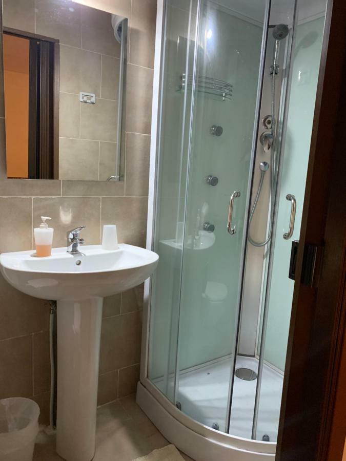 Camere Solidea Veronella Luaran gambar