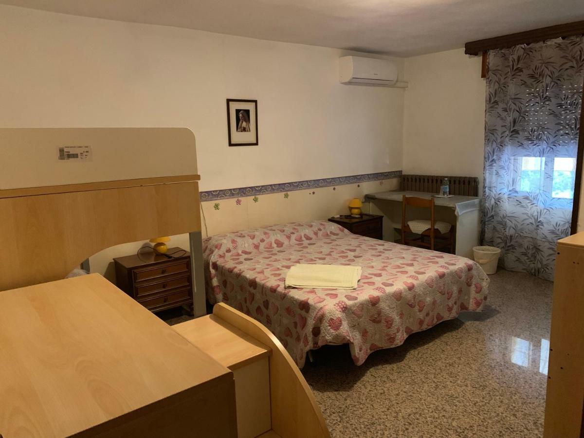 Camere Solidea Veronella Luaran gambar