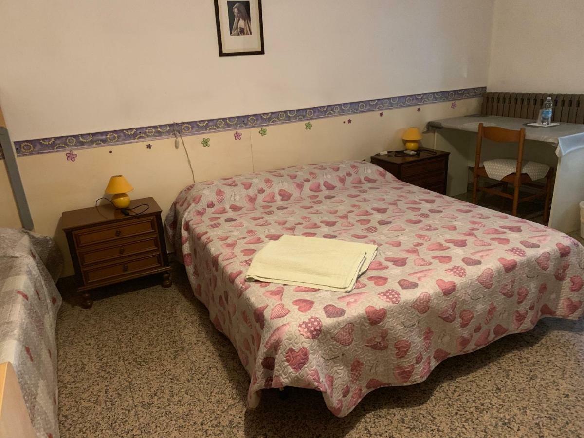 Camere Solidea Veronella Luaran gambar